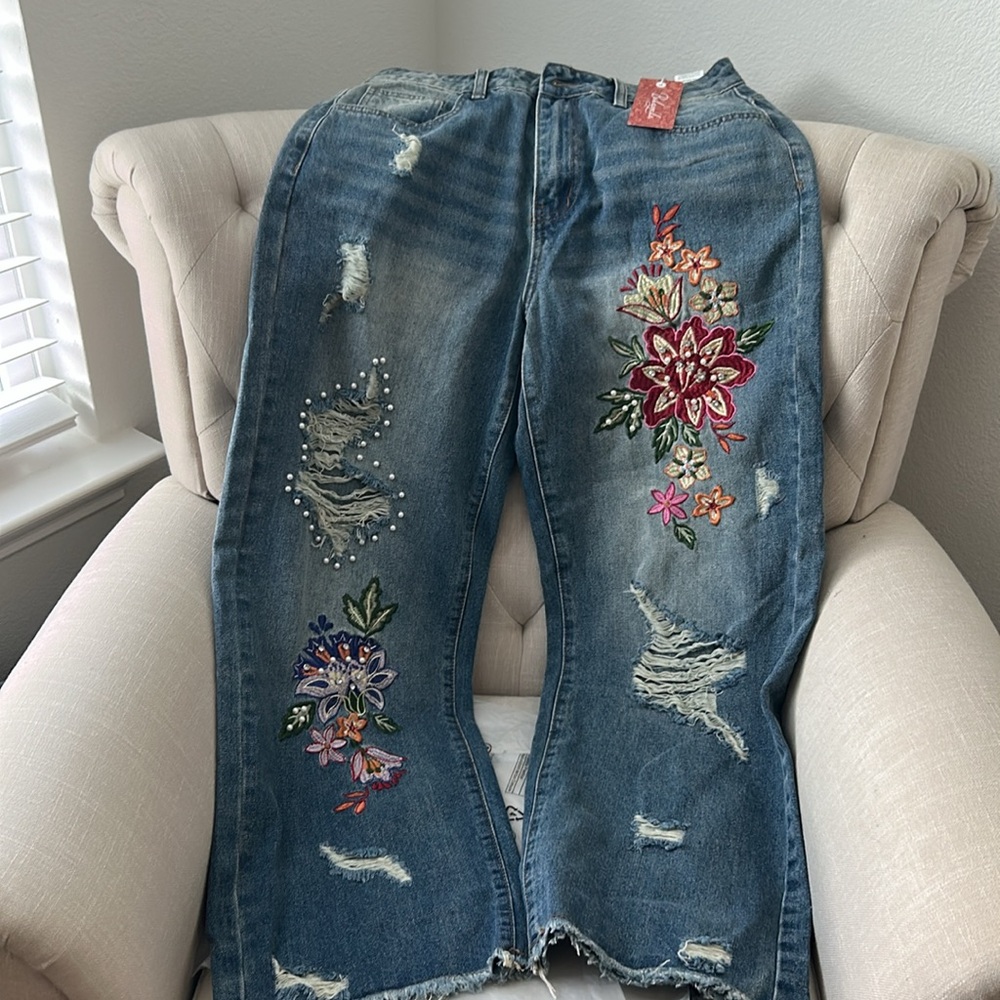 Embroidered Jeans GORGEOUS Size 30 BNWT - Picture 6 of 9